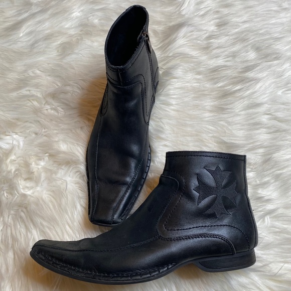 Guess Other - Men’s Guess Boots size 9.5